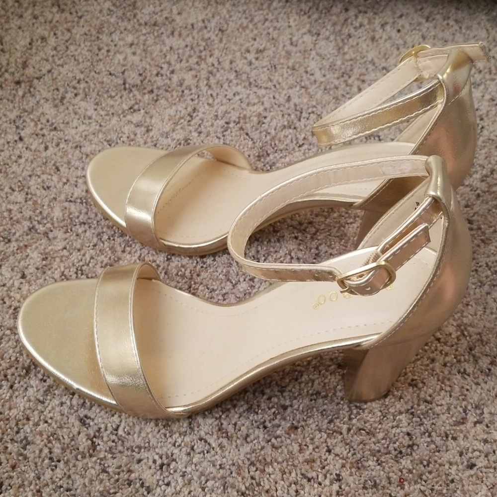 Bamboo gold chunky heels